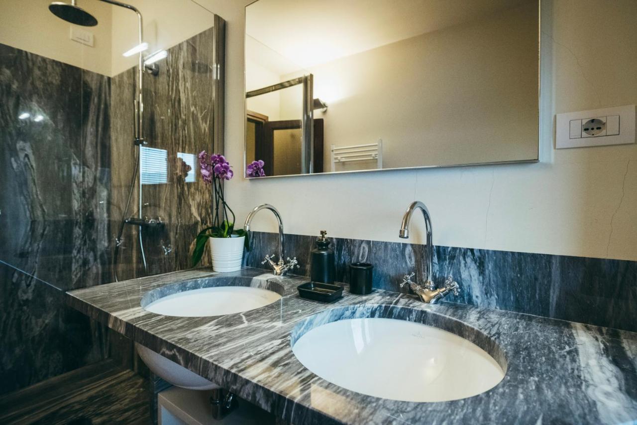 Casa Vacanza La Pozza Molazzana Luaran gambar
