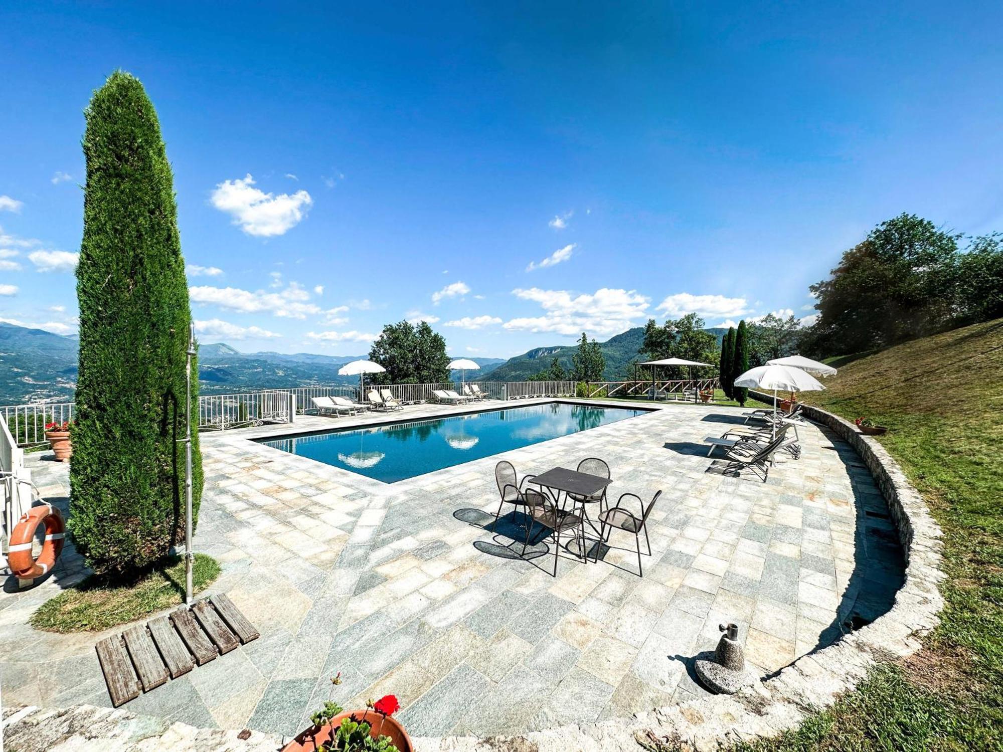 Casa Vacanza La Pozza Molazzana Luaran gambar